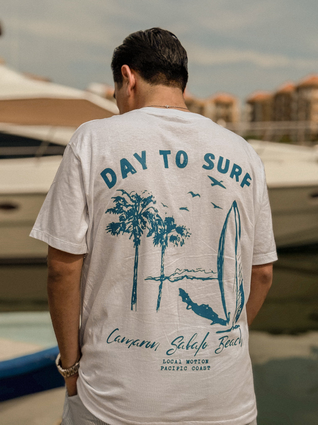 DAY TO SURF
